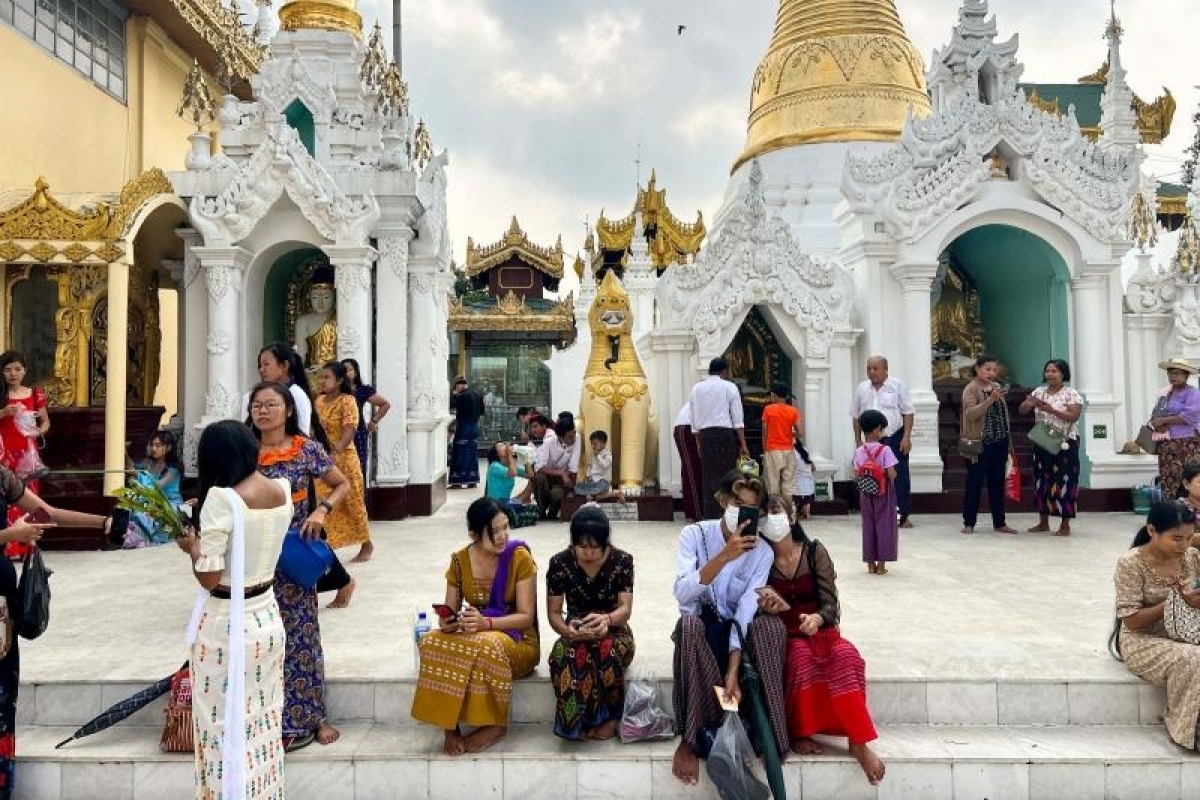 Myanmar tiếp tục ân xá hơn 2.100 tù nhân dịp Lễ Phật Đản